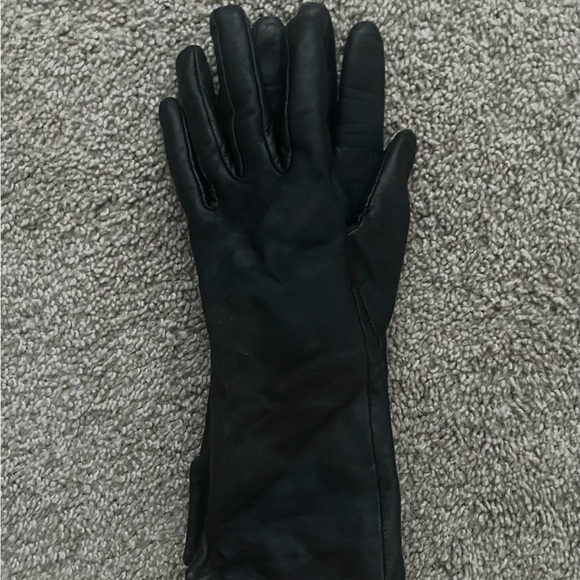 Saint Laurent 95mm Anouk Sandal w Gloves - Picture 6 of 6